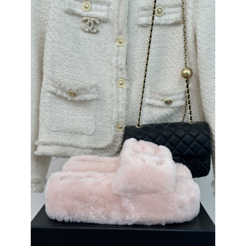 Ch*el slippers